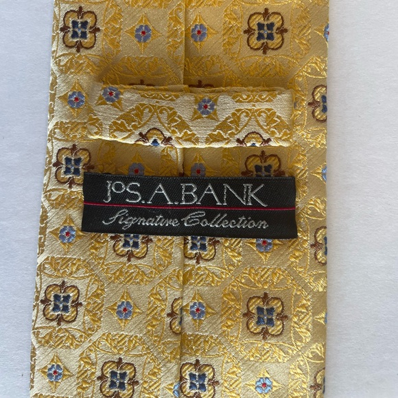 Jos A Bank tie 100% silk signature collection - Picture 7 of 9